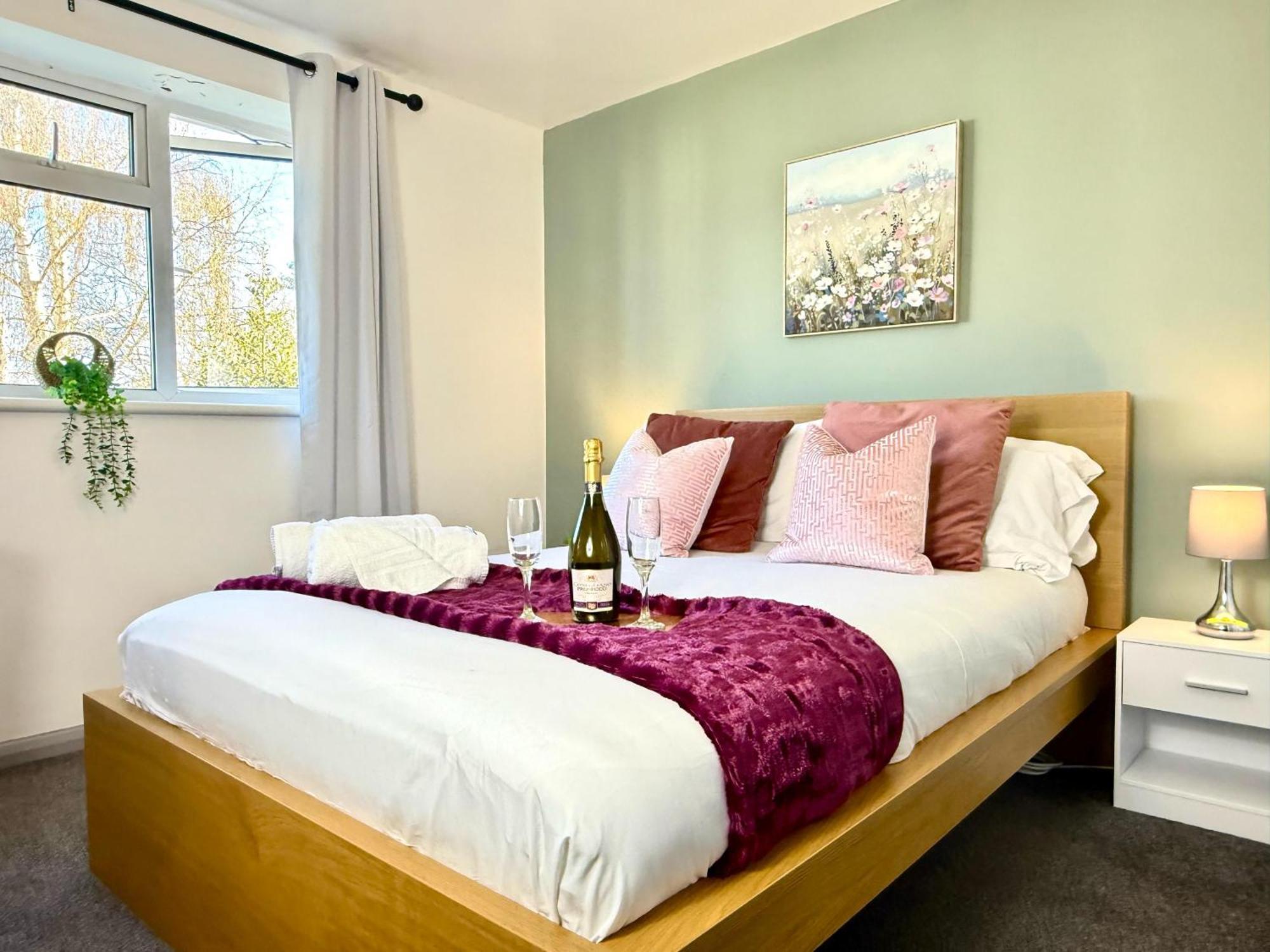 Stylish 3-Bedroom House With Garden & Free Parking'S, Prime Location With Private Garden Kidlington Buitenkant foto