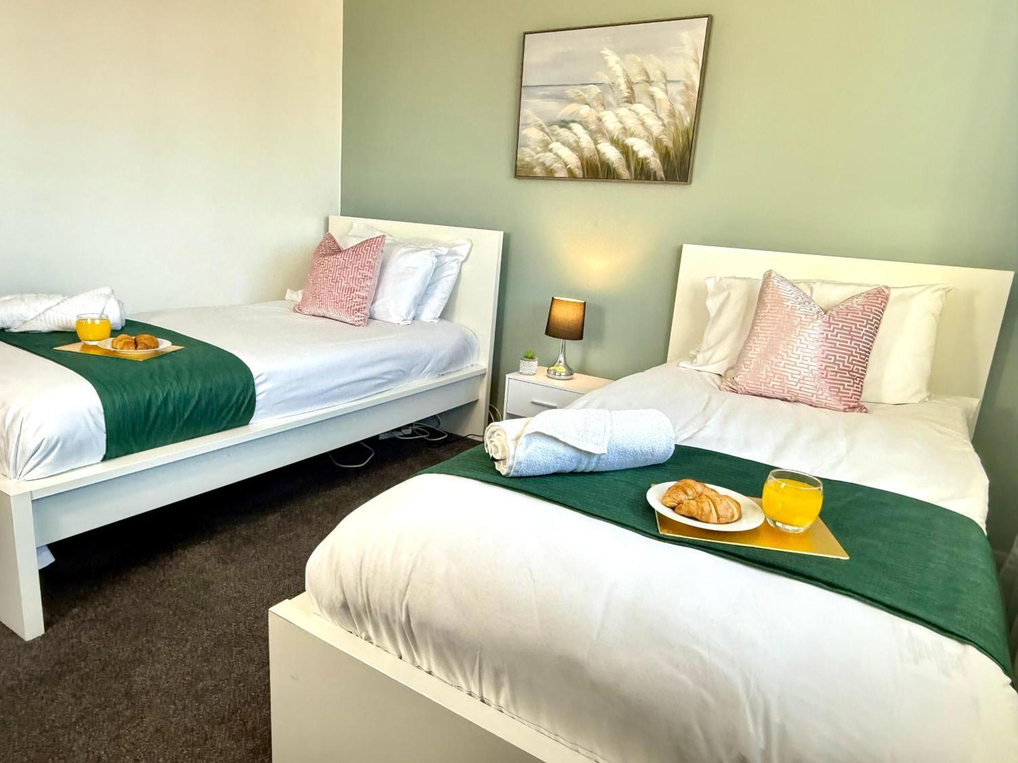 Stylish 3-Bedroom House With Garden & Free Parking'S, Prime Location With Private Garden Kidlington Buitenkant foto
